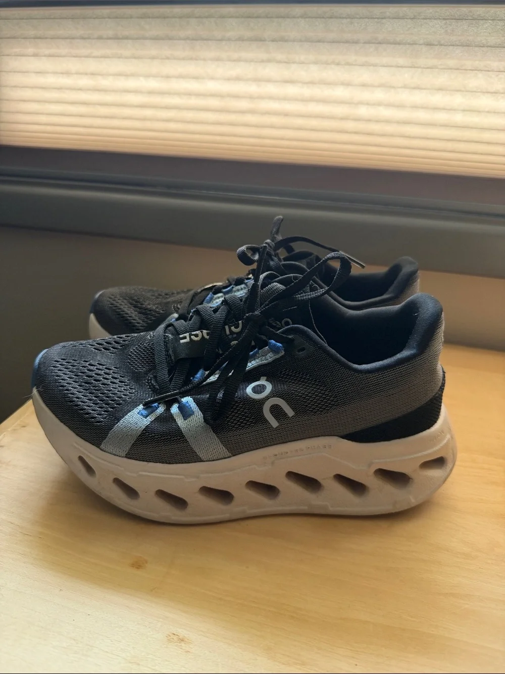 On Running breathable mesh